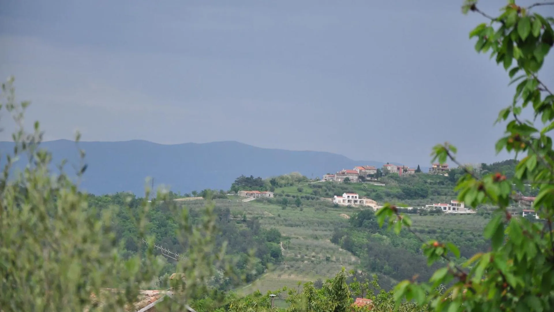 Spacious Apartment Quadria Near Motovun Karojba 0*,